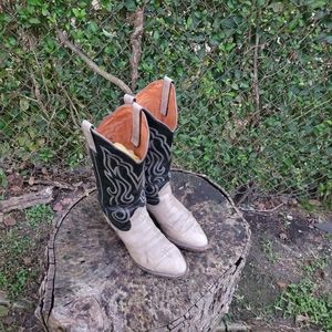 Vintage Men Leather Cowboy Boots By Impearial size 9D/Men Go Western Style Boots